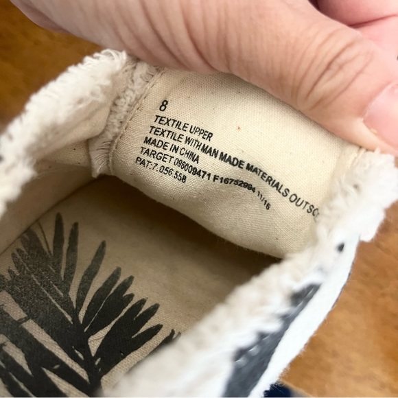 DV Close Toed Black Cream Striped Espadrilles w Platform and Laces Size 8 - Picture 6 of 9